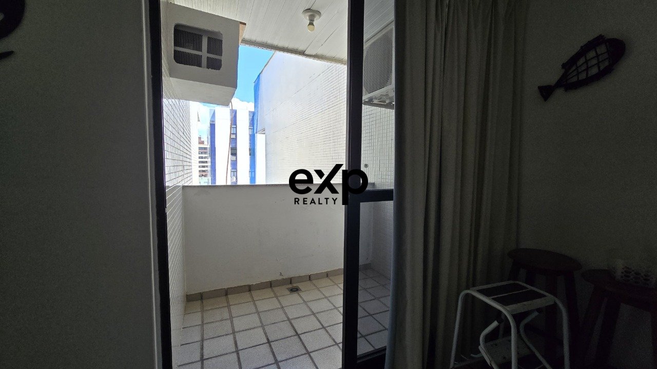 Vendo apartamento de 46m² de 1 dormitório a 50 metros da orla de Tambaú!