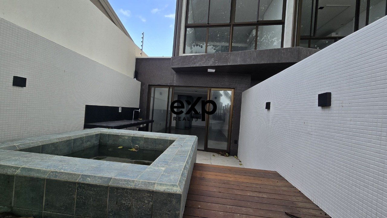 Vendo flat Terreo Pé na areia no Jardim Oceania em João Pessoa - PB