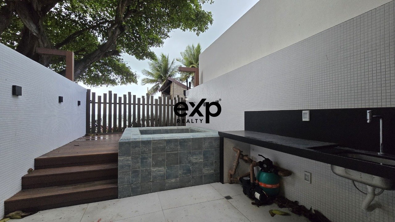 Vendo flat Terreo Pé na areia no Jardim Oceania em João Pessoa - PB