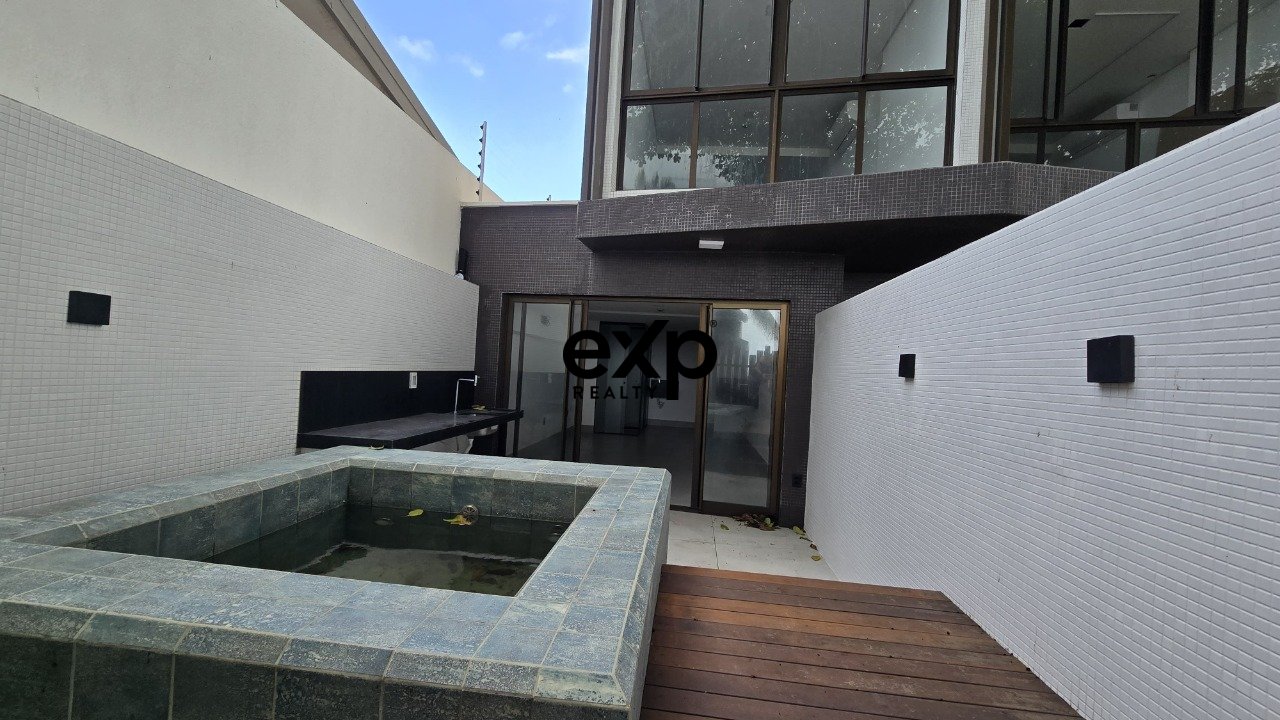 Vendo flat Terreo Pé na areia no Jardim Oceania em João Pessoa - PB
