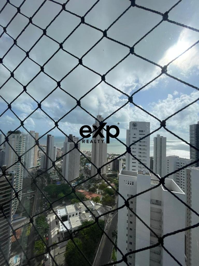 Vendo Apartamento amplo no Altiplano Cabo Branco em João Pessoa - PB