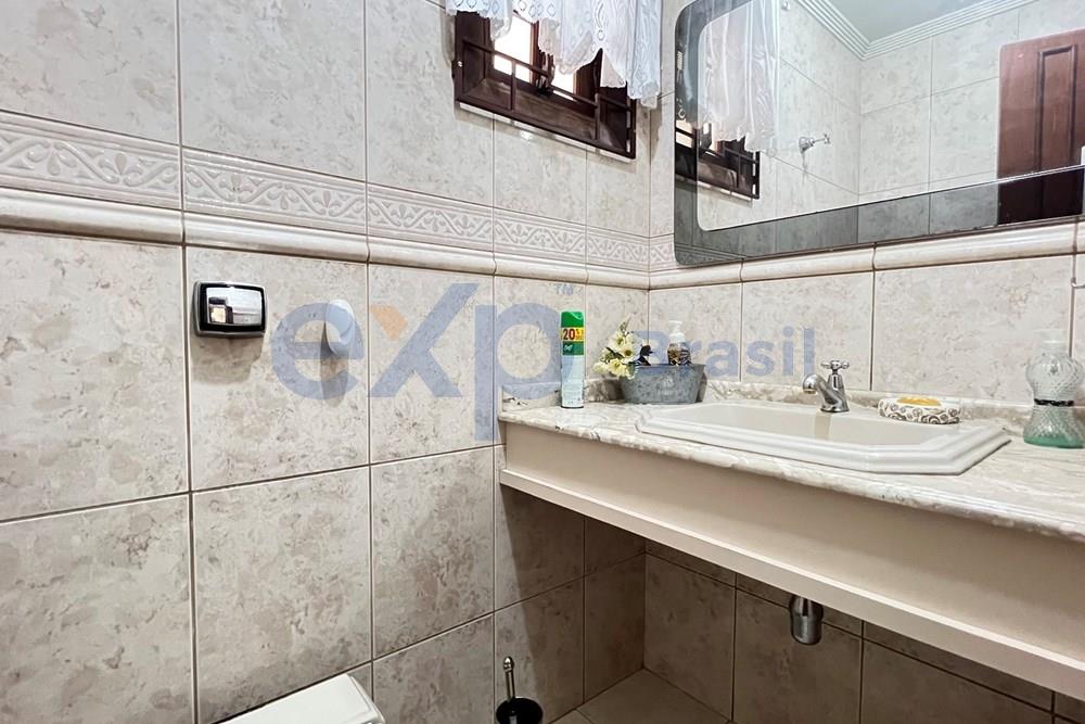 Sobrado de 3 quartos no bairro Uberaba
