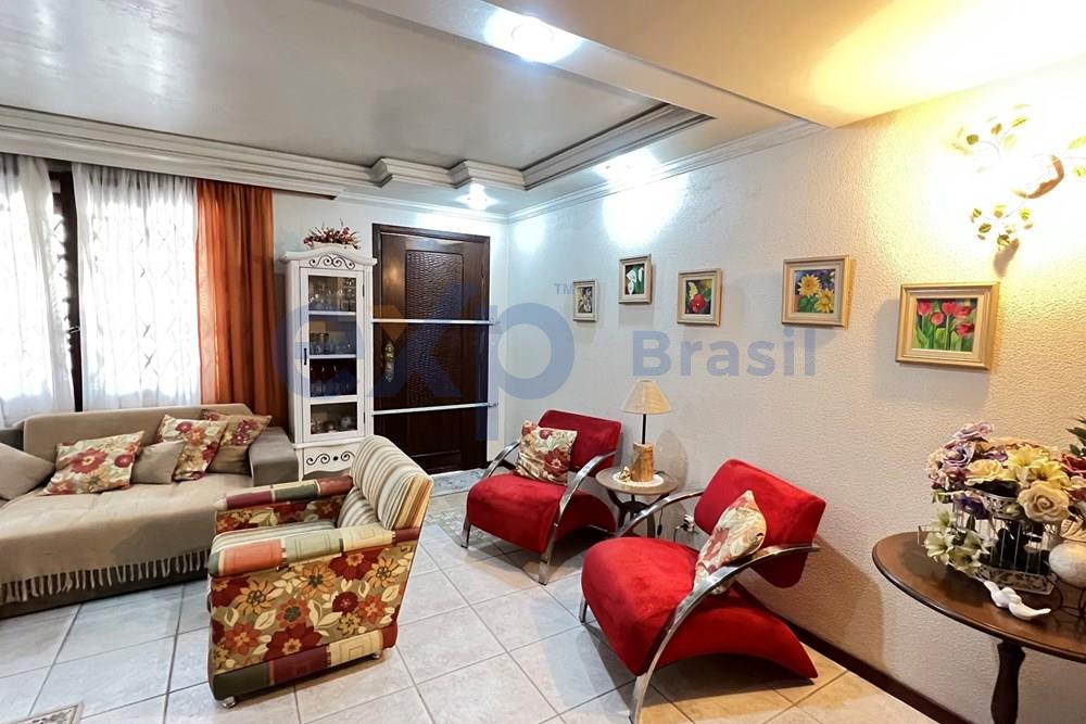 Sobrado de 3 quartos no bairro Uberaba