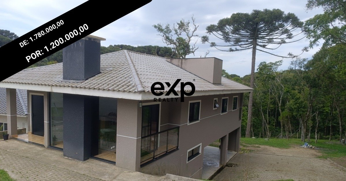 Casa no Centro de Quatro Barras