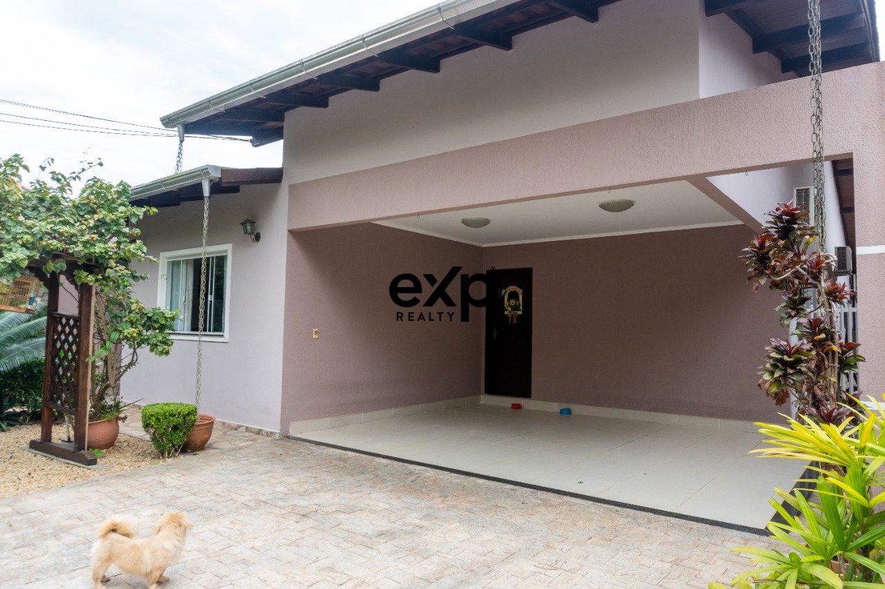 Casa Semi - Mobiliada no Passo Manso