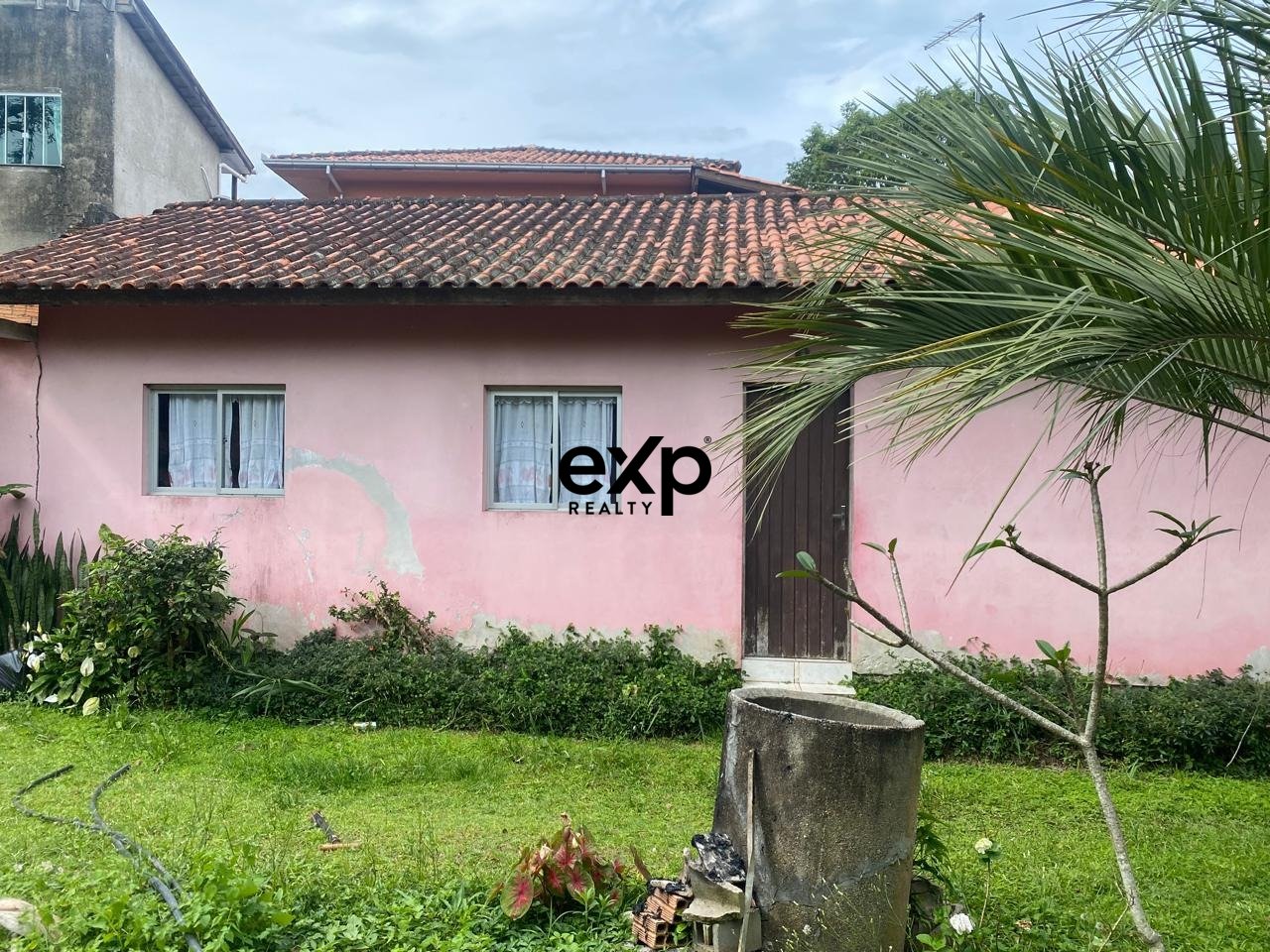 Terreno com casa  504m a venda em Lagoa da Conceição