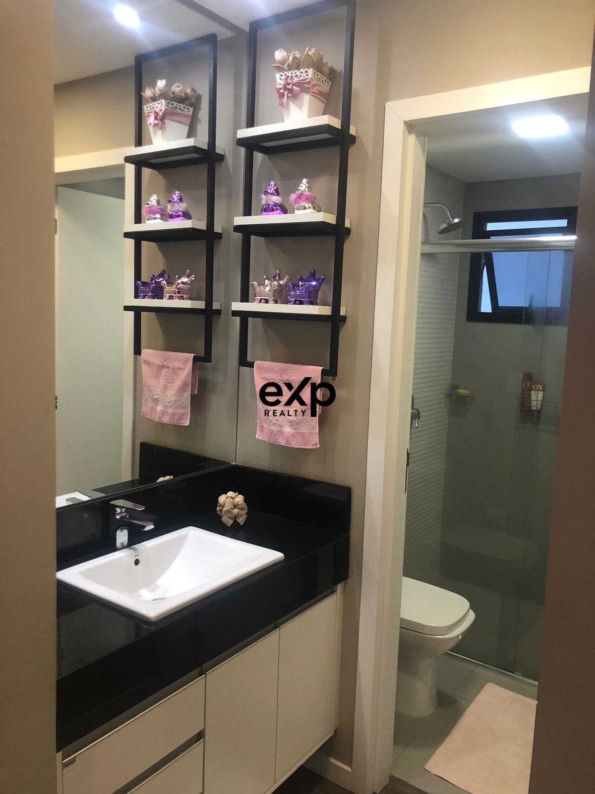 Apartamento finamente mobiliado - Palazzo Ducale | 3 quartos | Porteira Fechada | Andar Alto