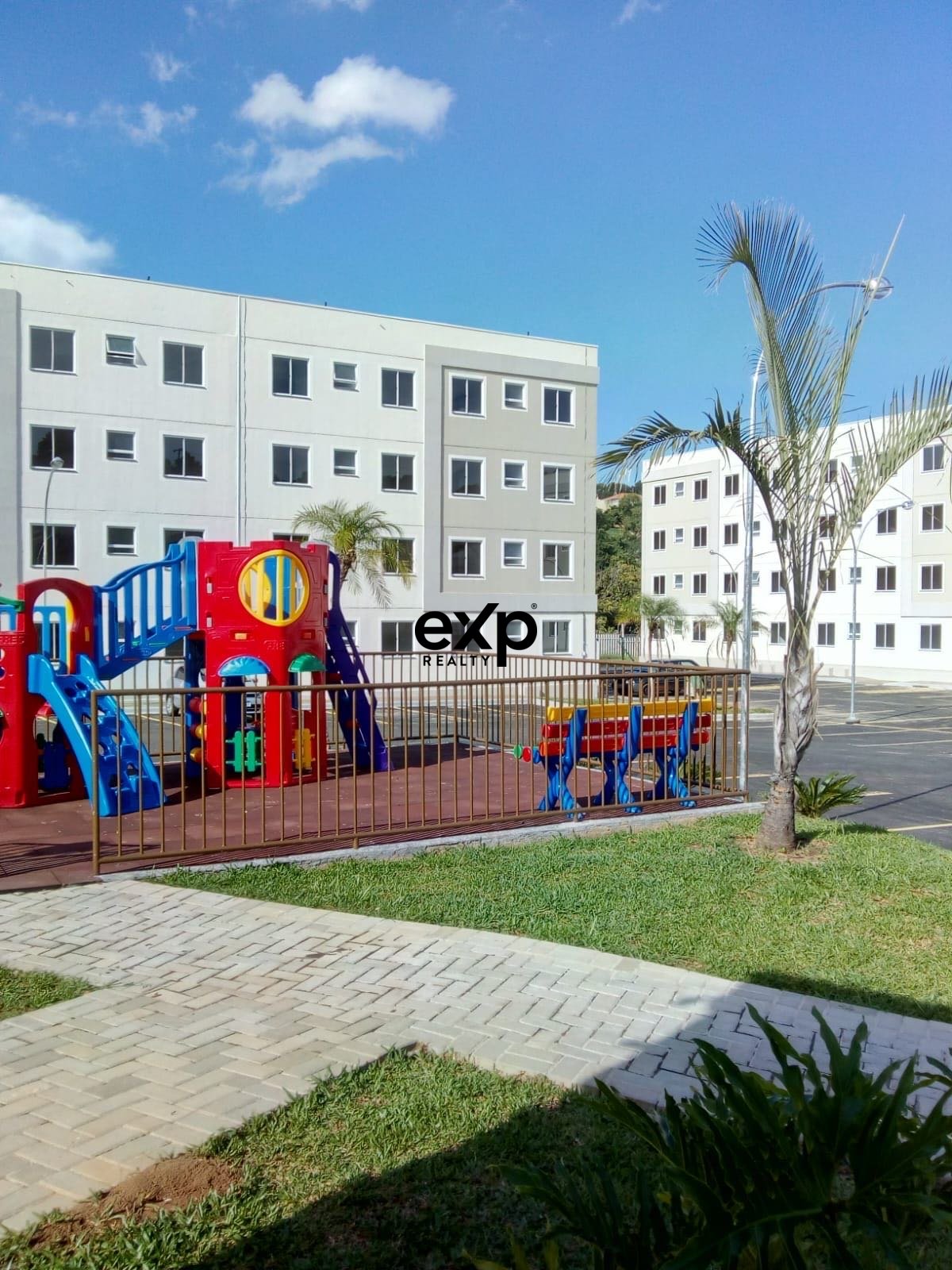 Apartamento armariado a venda no condomínio Pontal Da Serra