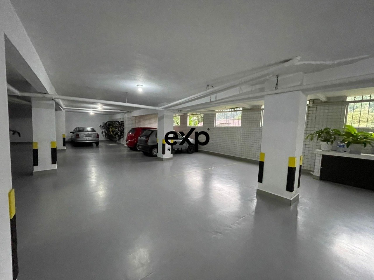 Apartamento à venda em Praia Grande, Gaspar Viana 76 Canto do Forte Praia Grande 11700-770, 40 m²