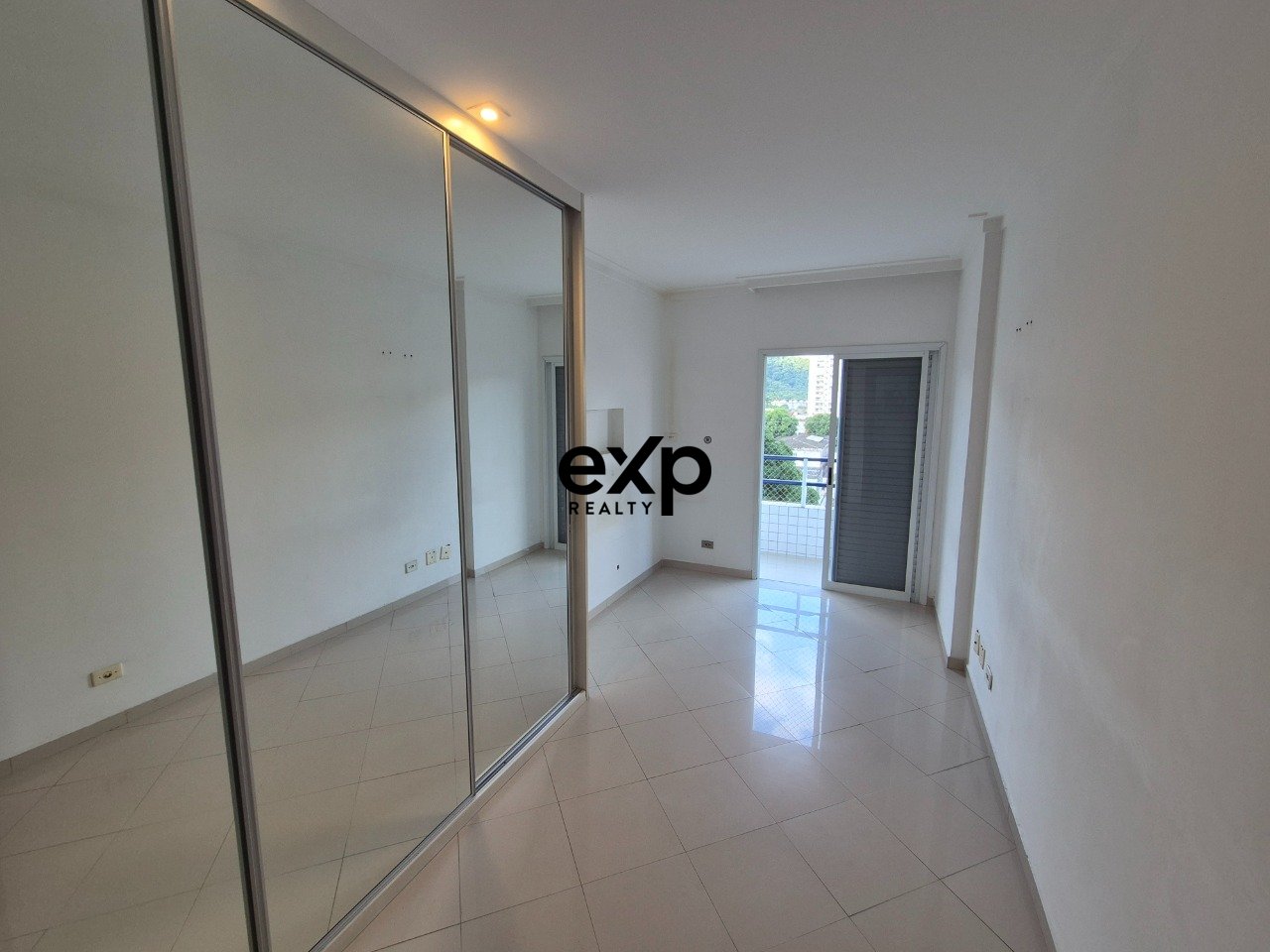 Casa para alugar em Praia Grande, Domitilia de Castro 363 Imperador Praia Grande 11707-310, 90 m²
