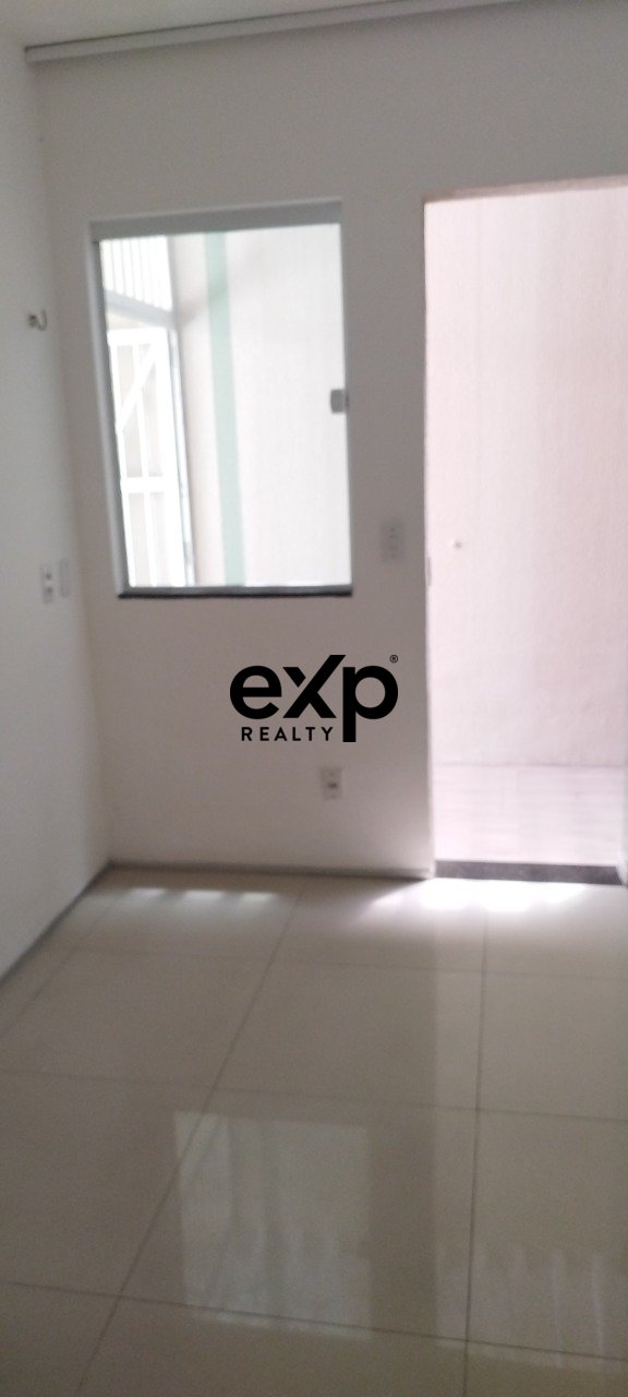 Casa à venda em Fortaleza, Rubens Monte 61 Maraponga Fortaleza 60712-025, 160 m²