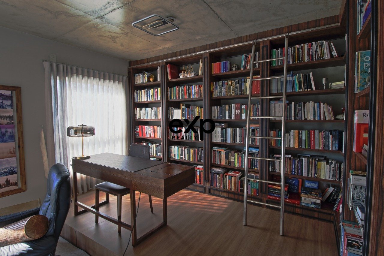 Apartamento à venda em Campinas, Doutor Liráucio Gomes 230 Cambuí Campinas 13024-490, 218 m²