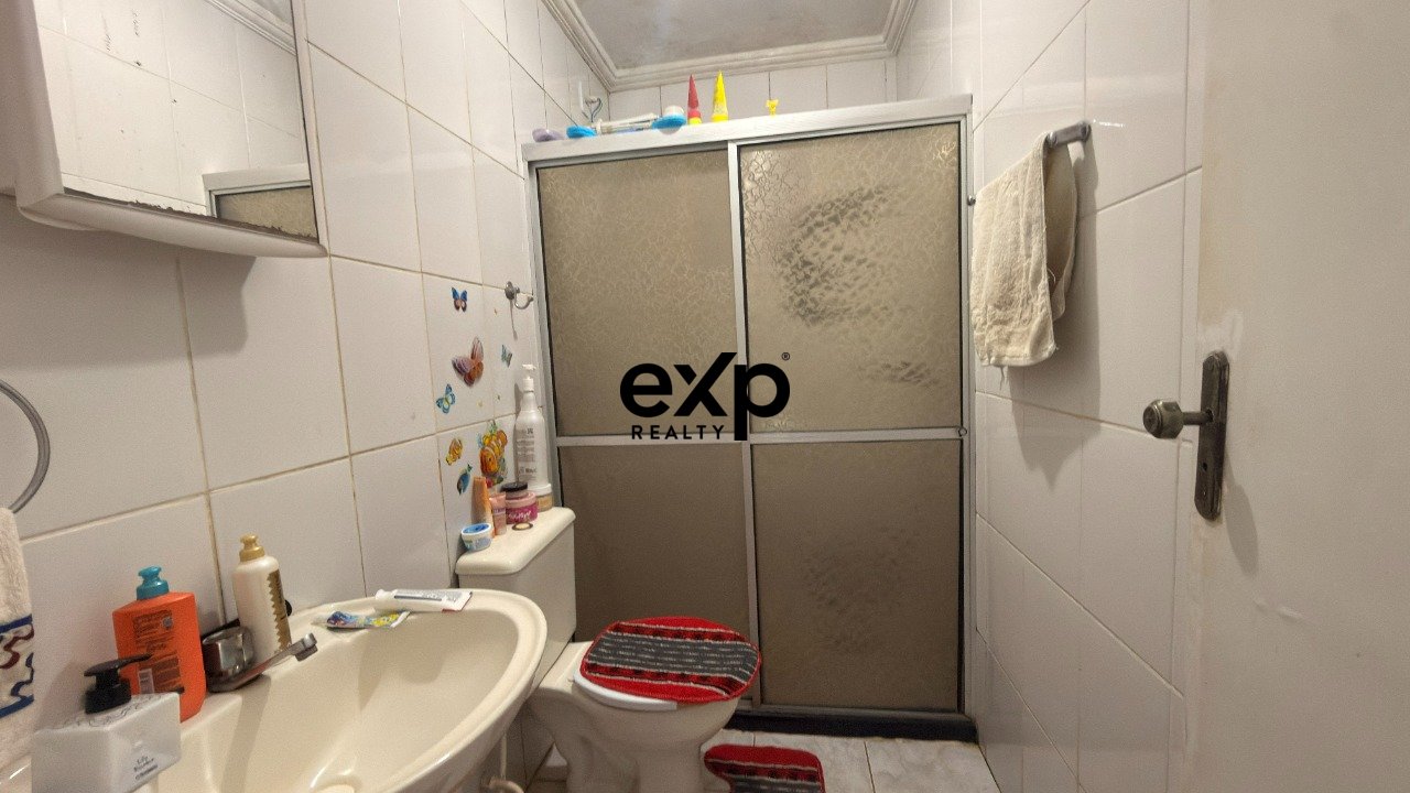 Casa à venda em Valença, Rua Guilherme Paternostro 65 Centro Valença 45400-000, 190 m²