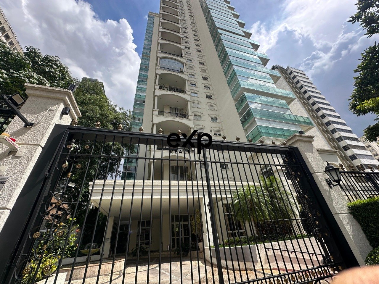 Apartamento para aluguel no Paraíso, São Paulo, totalmente mobiliado.