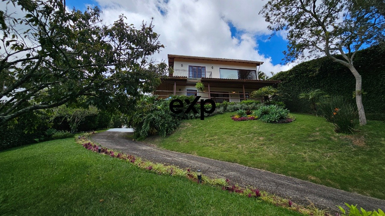 Casa em Condomínio à venda em Petrópolis, Rua do Calembe 201 Nogueira Petrópolis 25730-360, 1000 m²