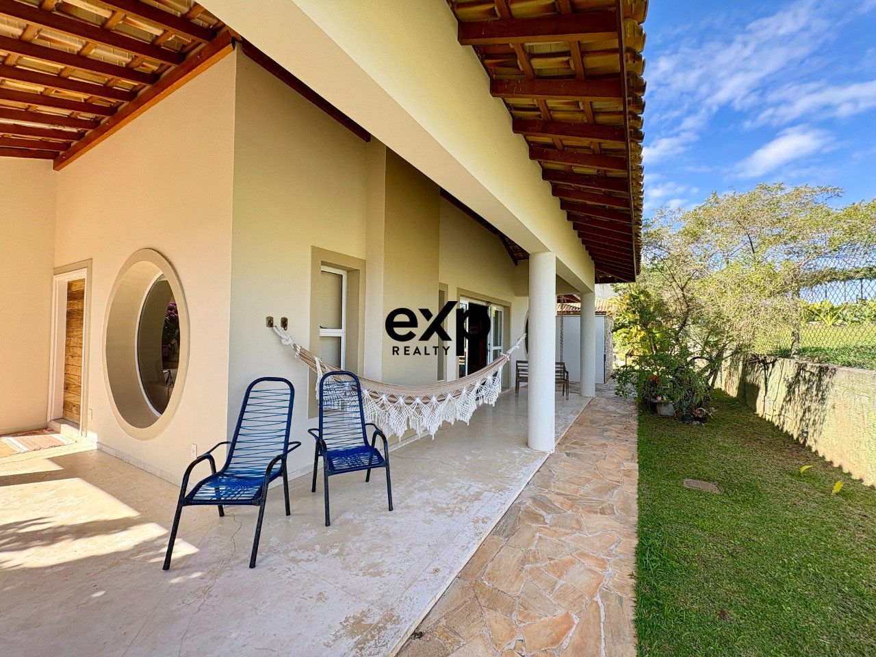 Casa em Condomínio à venda em Itatiba, Ypê 81 Condominio Village das Palmeiras Itatiba 13257-523, 1022 m²