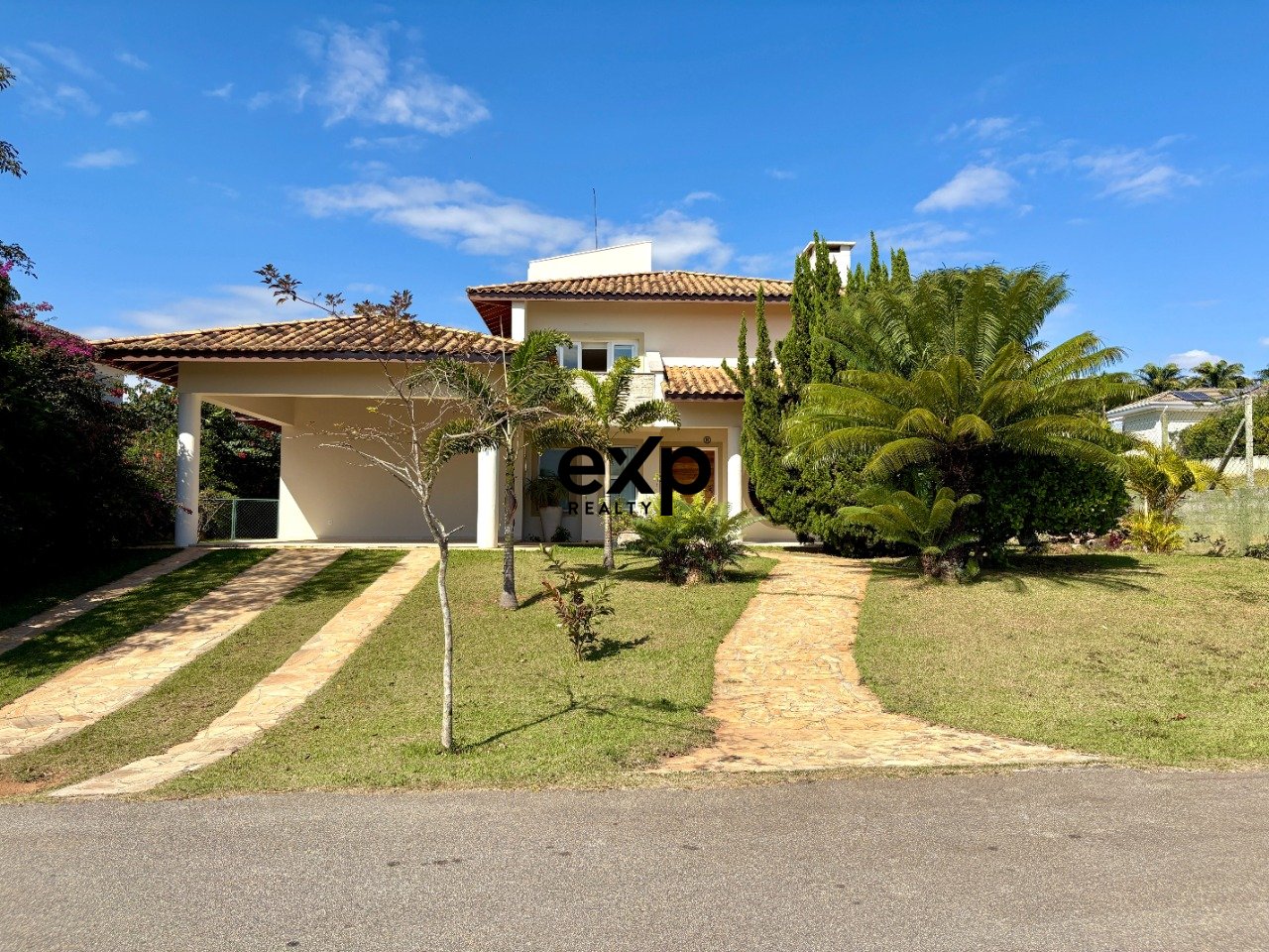 Casa em Condomínio à venda em Itatiba, Ypê 81 Condominio Village das Palmeiras Itatiba 13257-523, 1022 m²