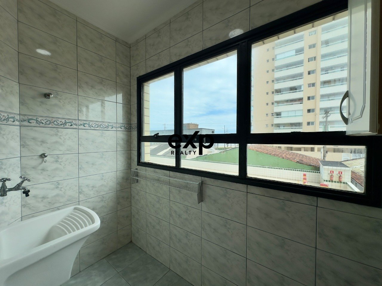 Apartment for sale in Praia Grande, José Demar Peres 61 Maracanã Praia Grande 11705-630, 80 m²