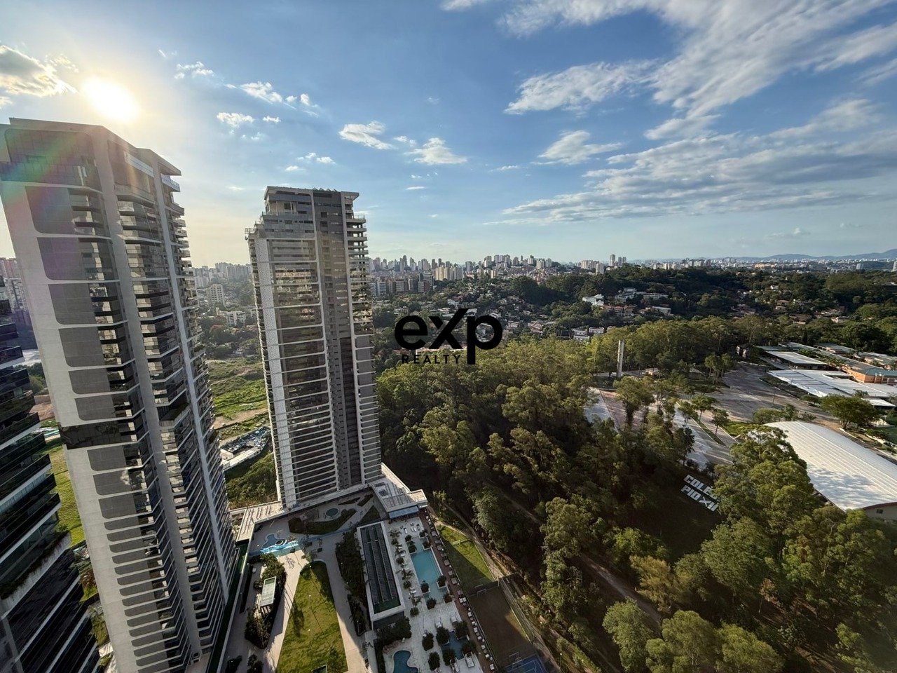 Apartamento à venda em São Paulo, Marginal do Rio Pinheiros 14500 Brooklin São Paulo 05703-010, 186 m²