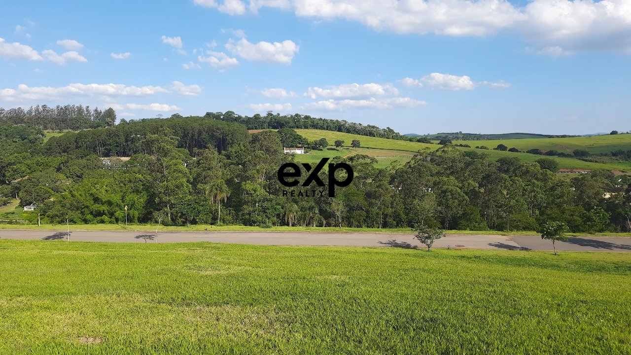 Amplo Terreno com 1733 m² e vista permanente no Condomínio Fazenda Dona Carolina, Itatiba/SP