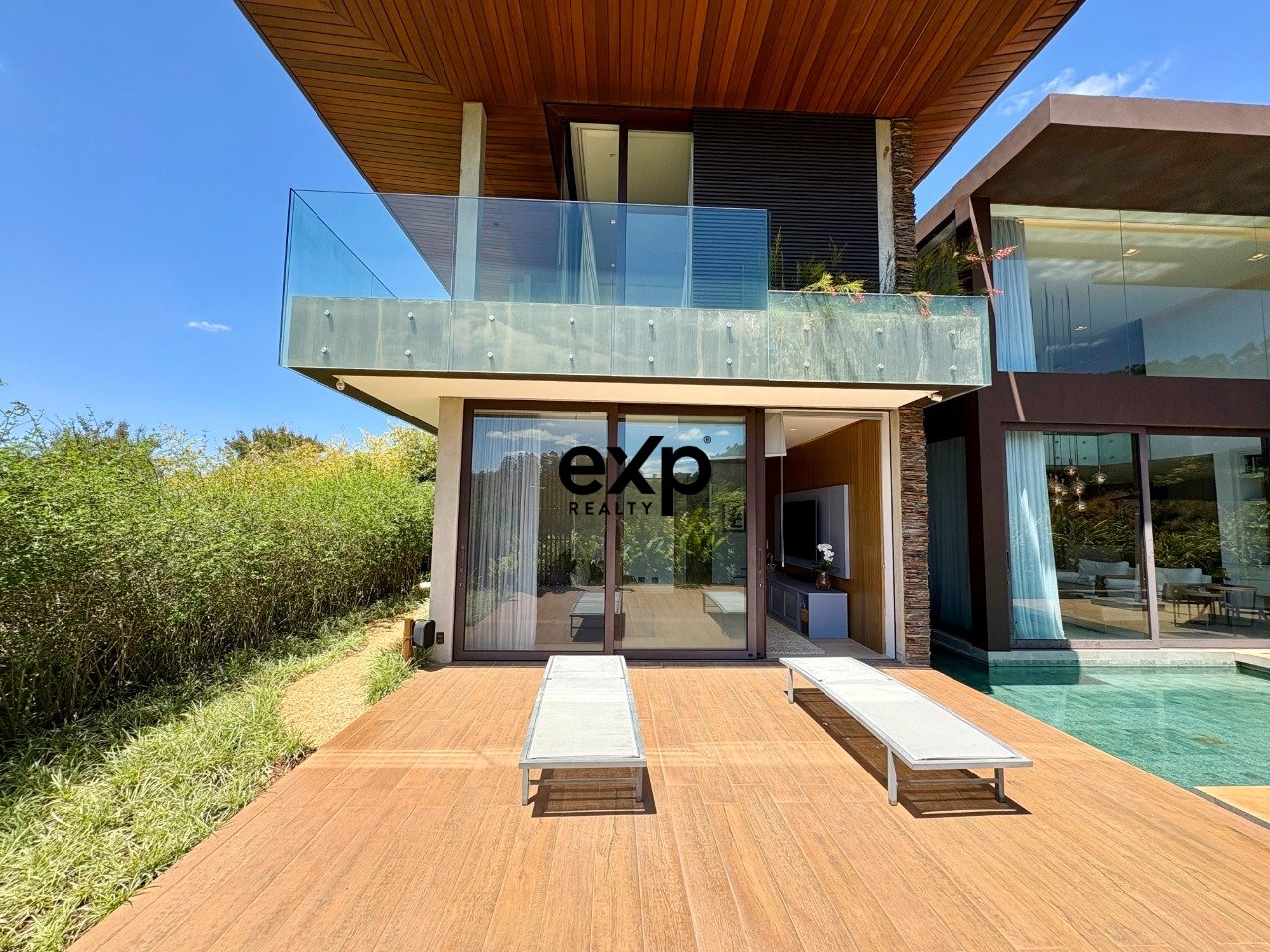 Ampla casa com 4 suítes em 750 m2, no Loteamento Fazenda Dona Carolina, Itatiba-SP