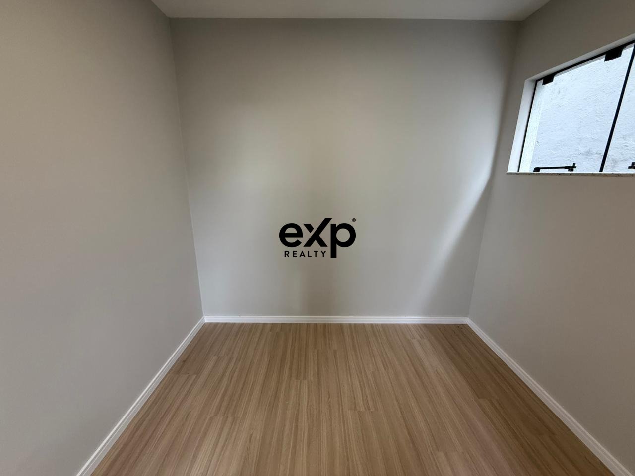 Sobrado à venda em São José dos Pinhais, Nicollo Maquiavel 193 Aristocrata São José dos Pinhais 83030-065, 138 m²