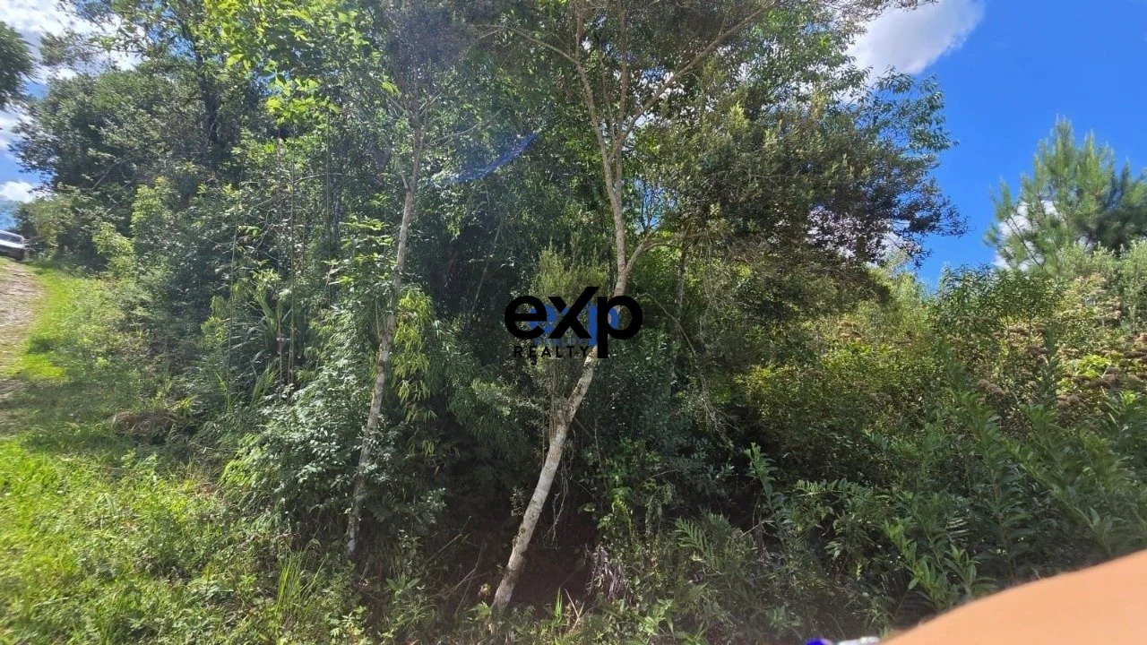 CHÁCARA LEÃO AGUDOS DO SUL PR