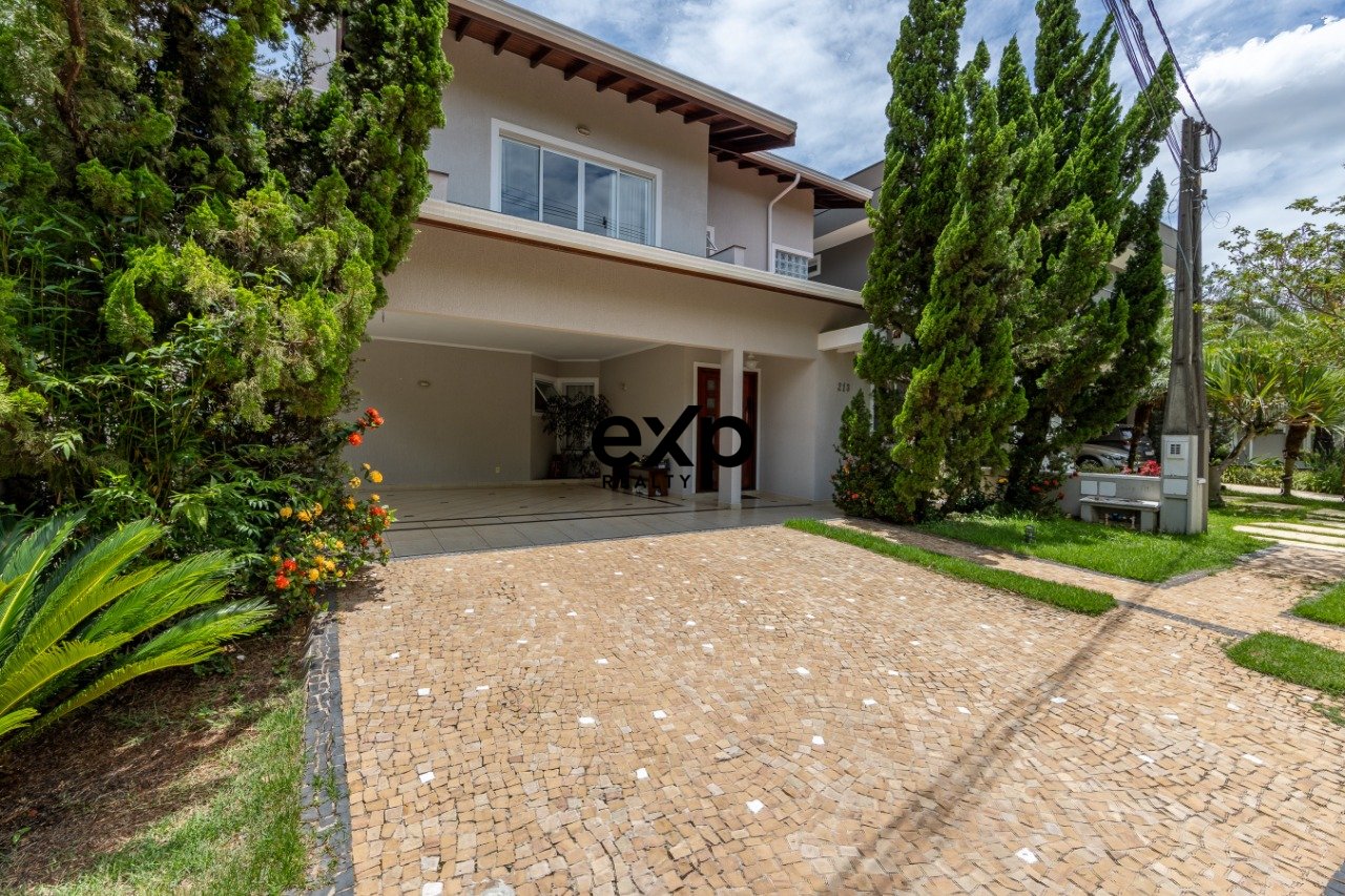 Casa à venda com 03 suites no condomínio Morada das Nascentes em Valinhos/SP