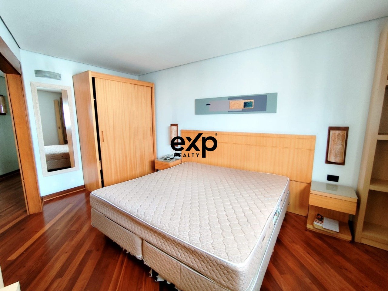 Apartamento com 1 Dormitório no Batel - Bristol 500