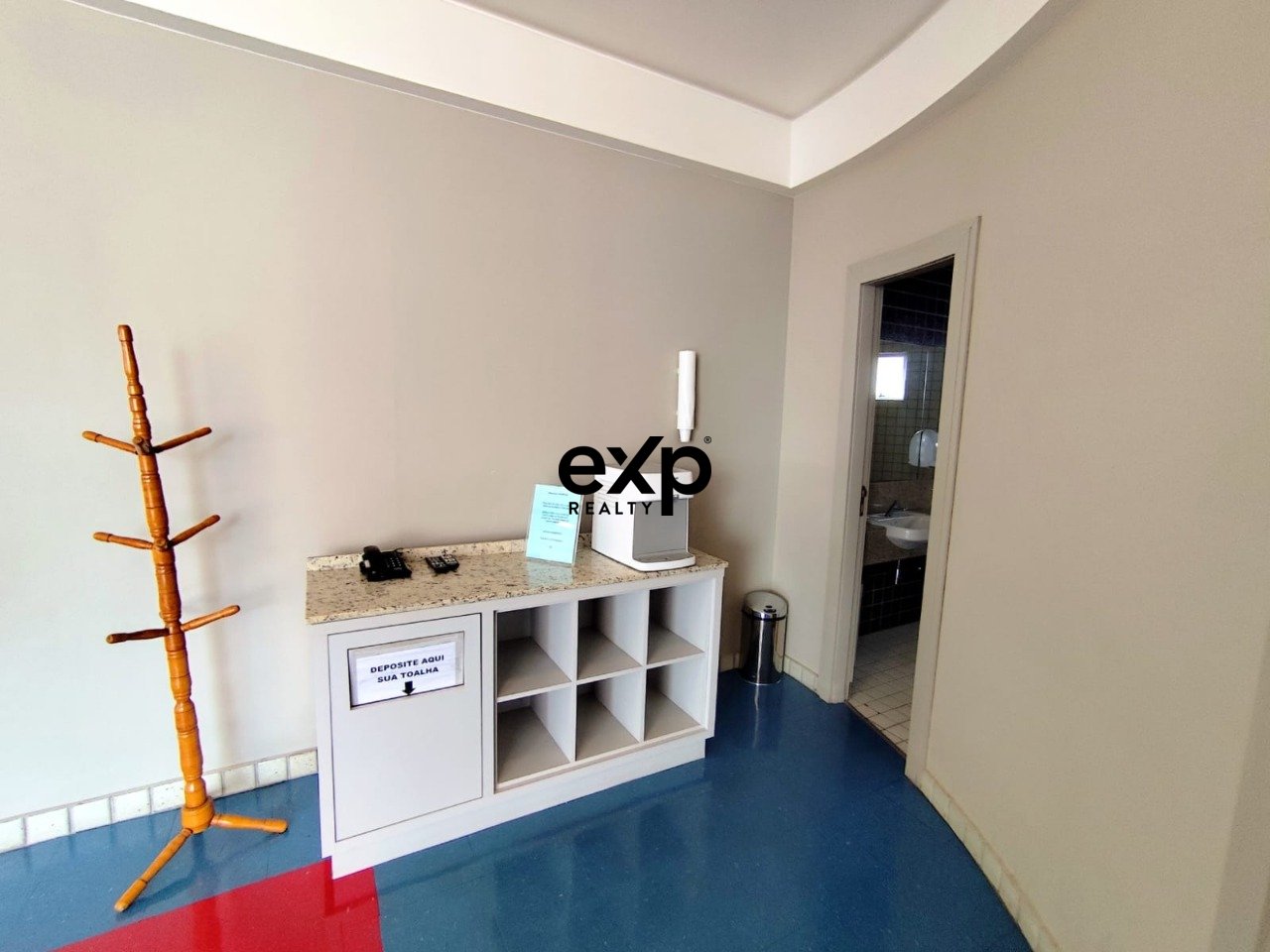 Apartamento com 1 Dormitório no Batel - Bristol 500