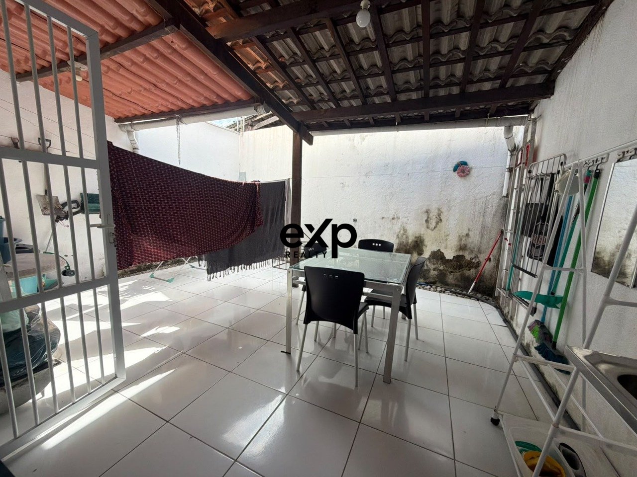 House for sale in Fortaleza, Doutor Justa Araújo 1012 Itaperi Fortaleza 60714-100, 200 m²