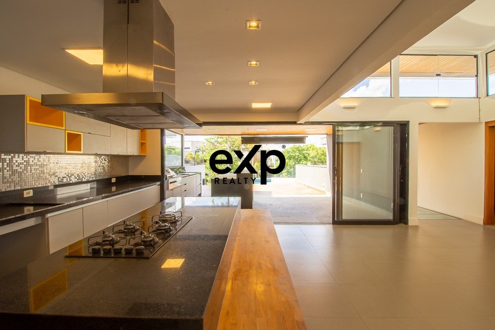 Casa em Condomínio à venda em Campinas, Monte Carlo 70 Ville Sainte Hélène Campinas 13105-838, 526 m²