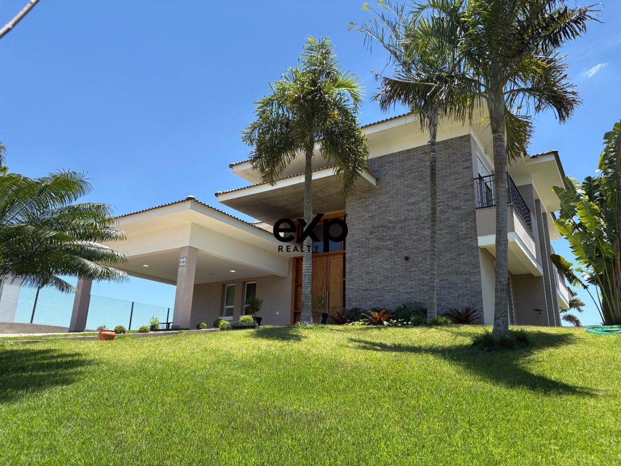 Casa com 4 quartos, 4 suítes, no Condomínio Village das Palmeiras, Itatiba/SP