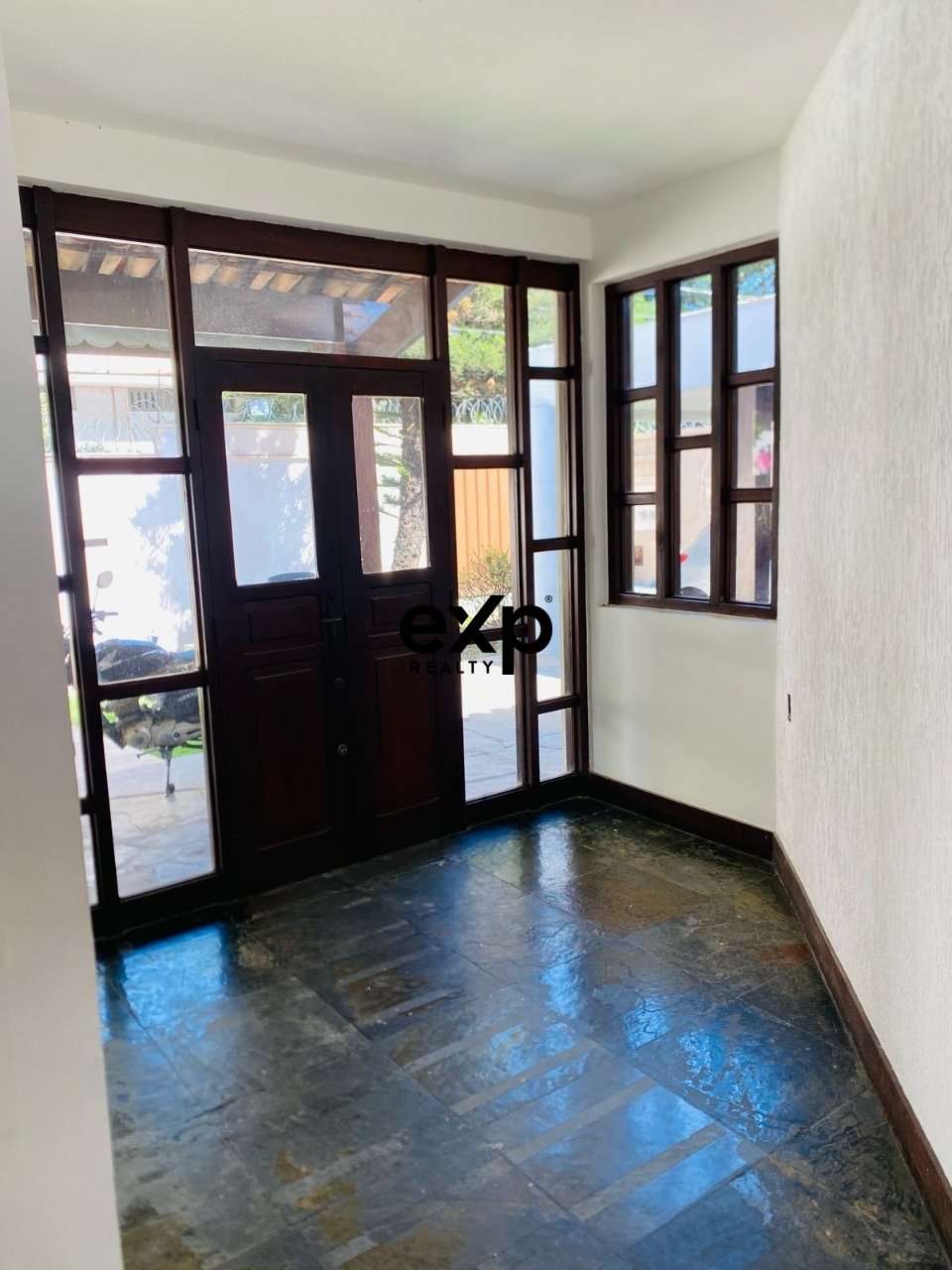 Casa à venda no bairro São Luiz em BH