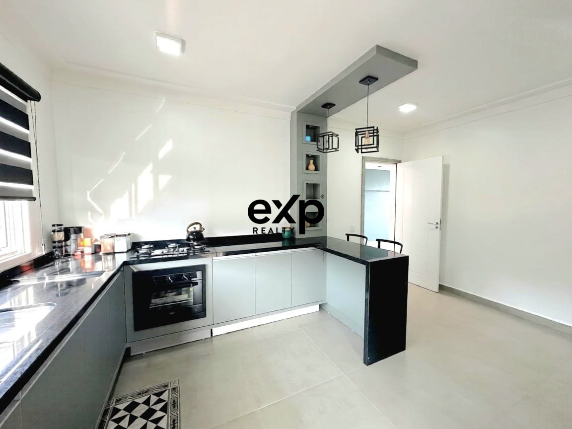 VENDA CASA MODERNA EM ARAUCÁRIA COM EDÍCULA