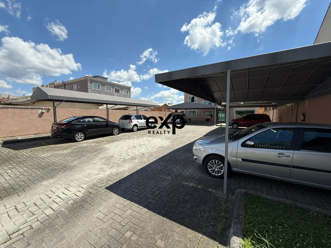 Apartamento à venda em São José dos Pinhais, Doutor Canuto Maciel de Araújo 510 Cidade Jardim São José dos Pinhais 83035-110, 60 m²