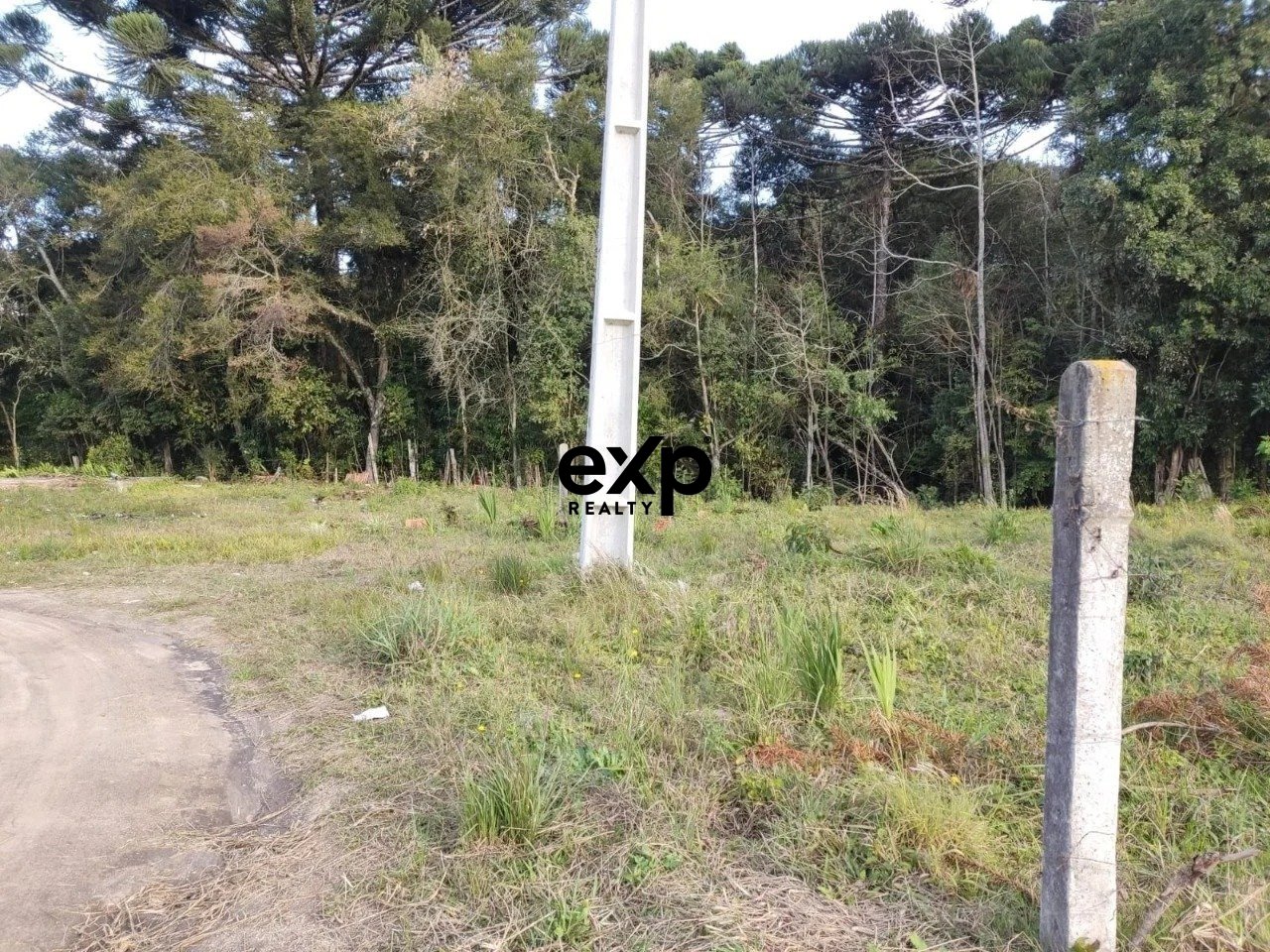 Terreno à venda em AGUDOS DO SUL, Valdomiro Lima 1 LEÃO AGUDOS DO SUL 83850-000, 1158 m²