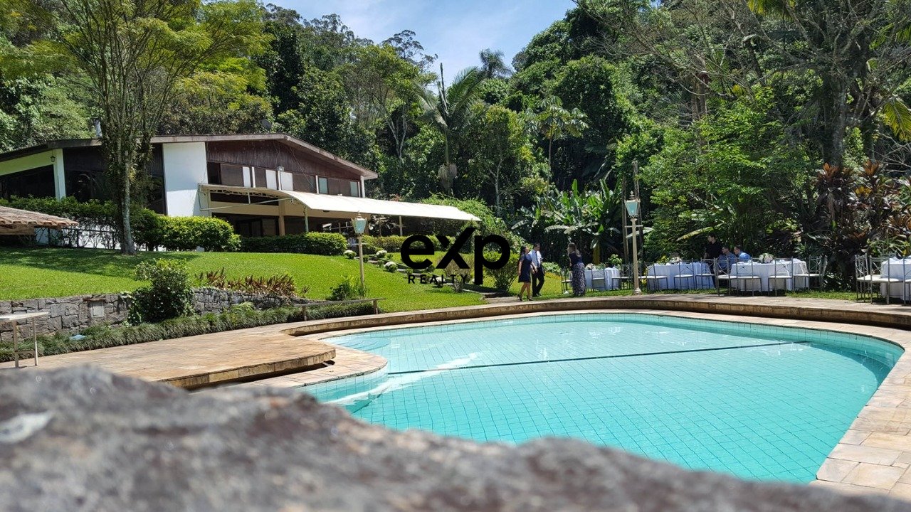 OPORTUNIDADE! CHÁCARA ESPETACULAR PARA EVENTOS OU  LOTEAMENTO RESIDENCIAL!