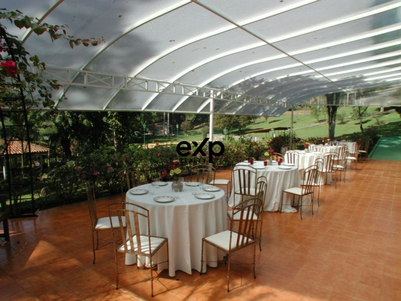 Chácara à venda em Taboão da Serra, Maria Aparecida Nicoletti 361 Parque Laguna Taboão da Serra 06794-050, 42152 m²