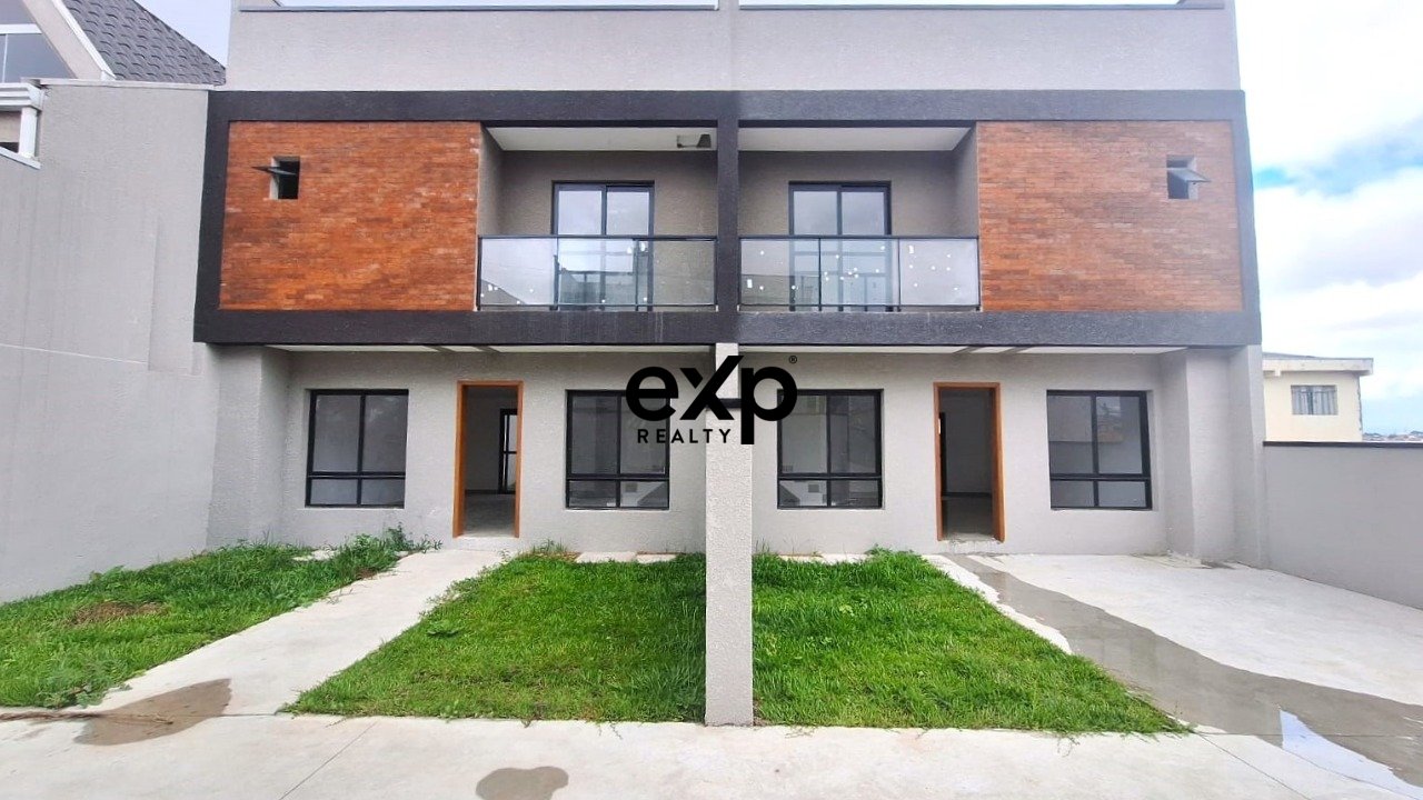 A VENDA NO XAXIM /SOBRADO COM TERRAÇO