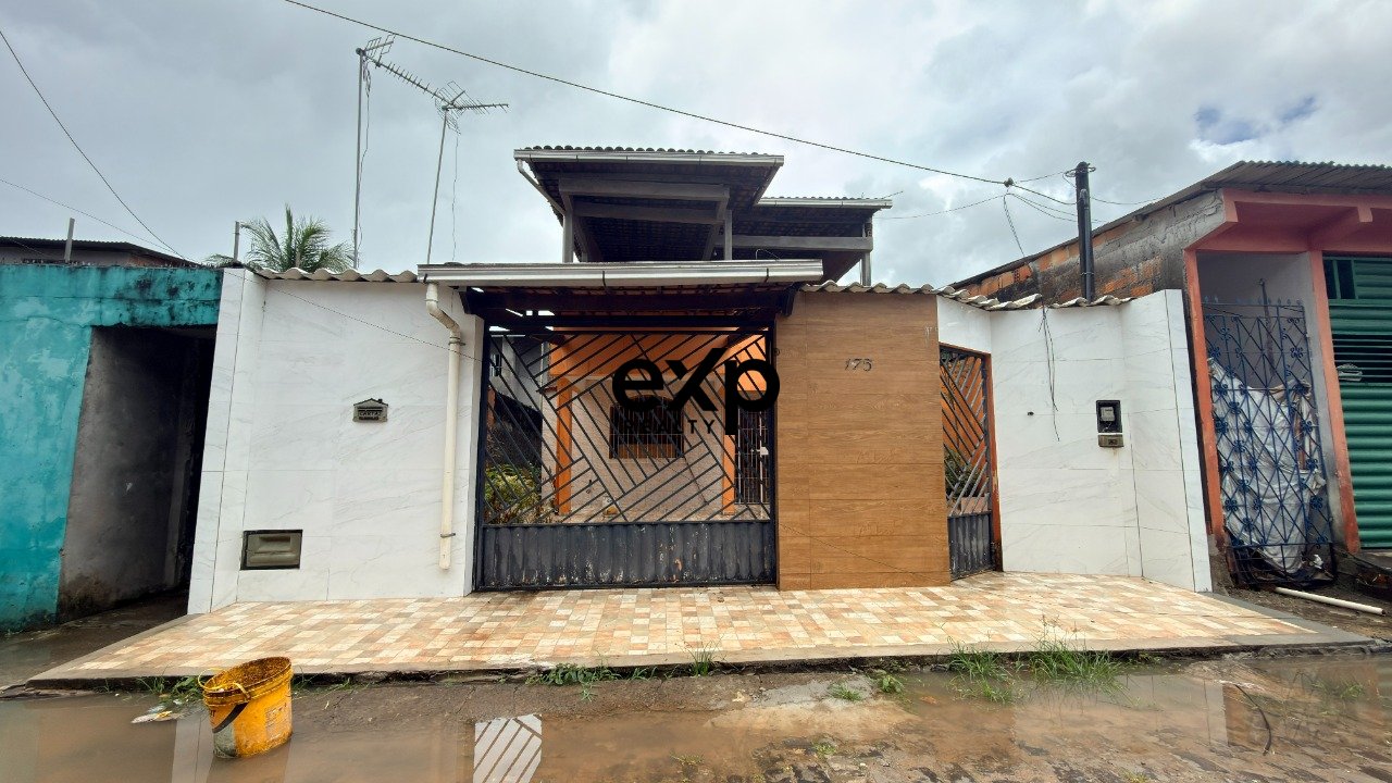 Casa à venda em Valença BA - na Graça - proximo a policia militar
