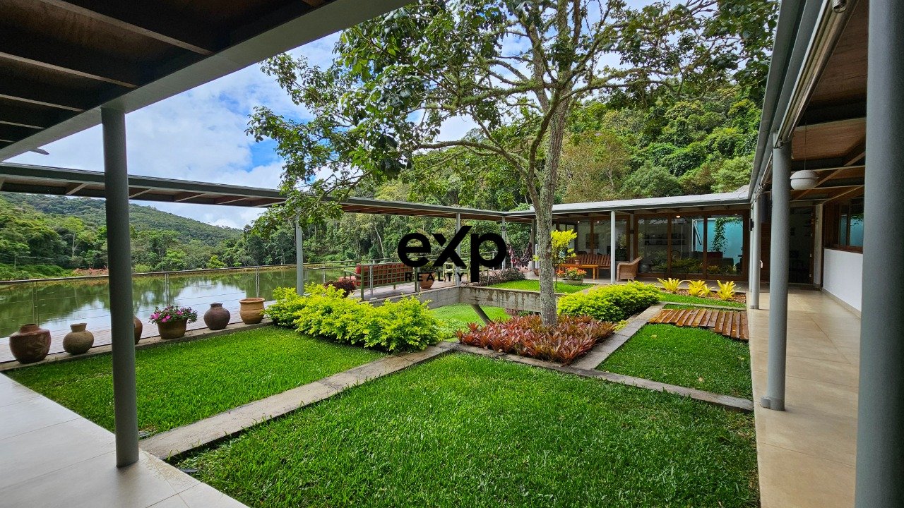 Arquitetura para as Pessoas: Refúgio Contemporâneo no Coração do Brejal, Petrópolis por R$ 10.000.000,00