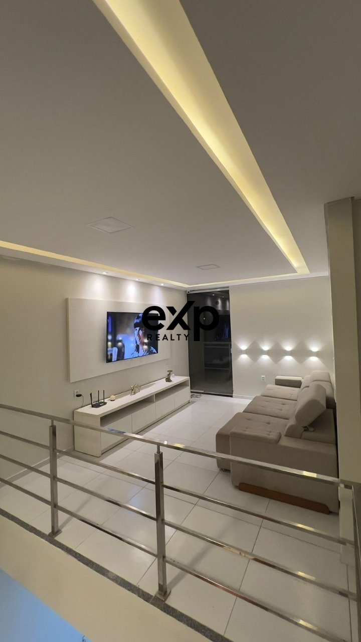 Exclusiva Propriedade Dupla no Prainha Village: Residência de 350m² + Lote Adicional de Expansão | Aquiraz | CE-SOMENTE Á VISTA