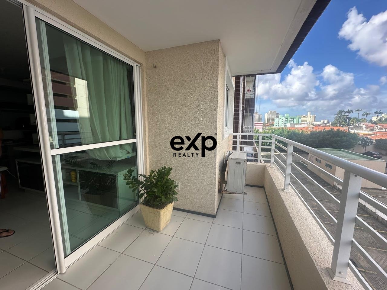 APARTAMENTO MONDUBIM