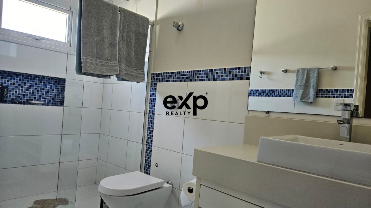Casa em condomínio fechado com 5 quartos à venda em Condomínio de Vinhedo