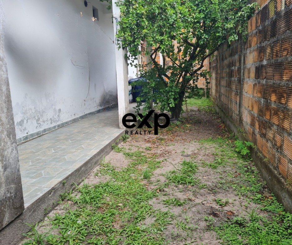 Seu Oásis de Paz na Nova Gamboa: Casa Térrea com Quintal