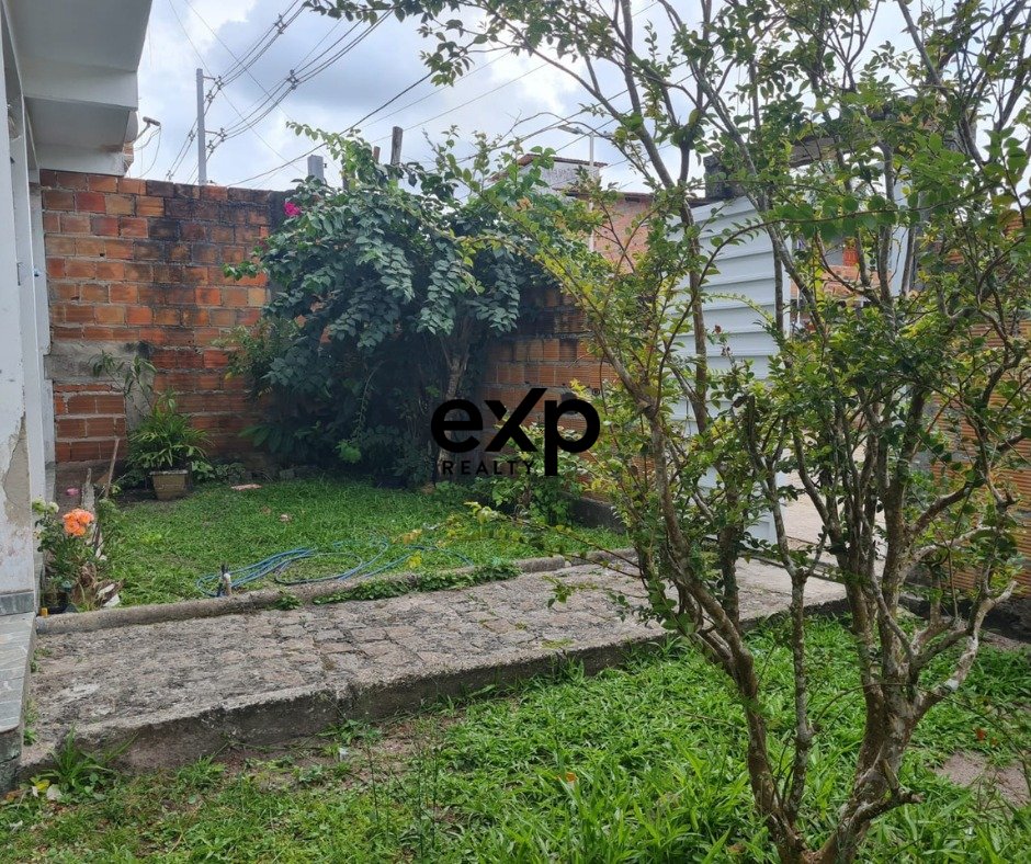 Seu Oásis de Paz na Nova Gamboa: Casa Térrea com Quintal