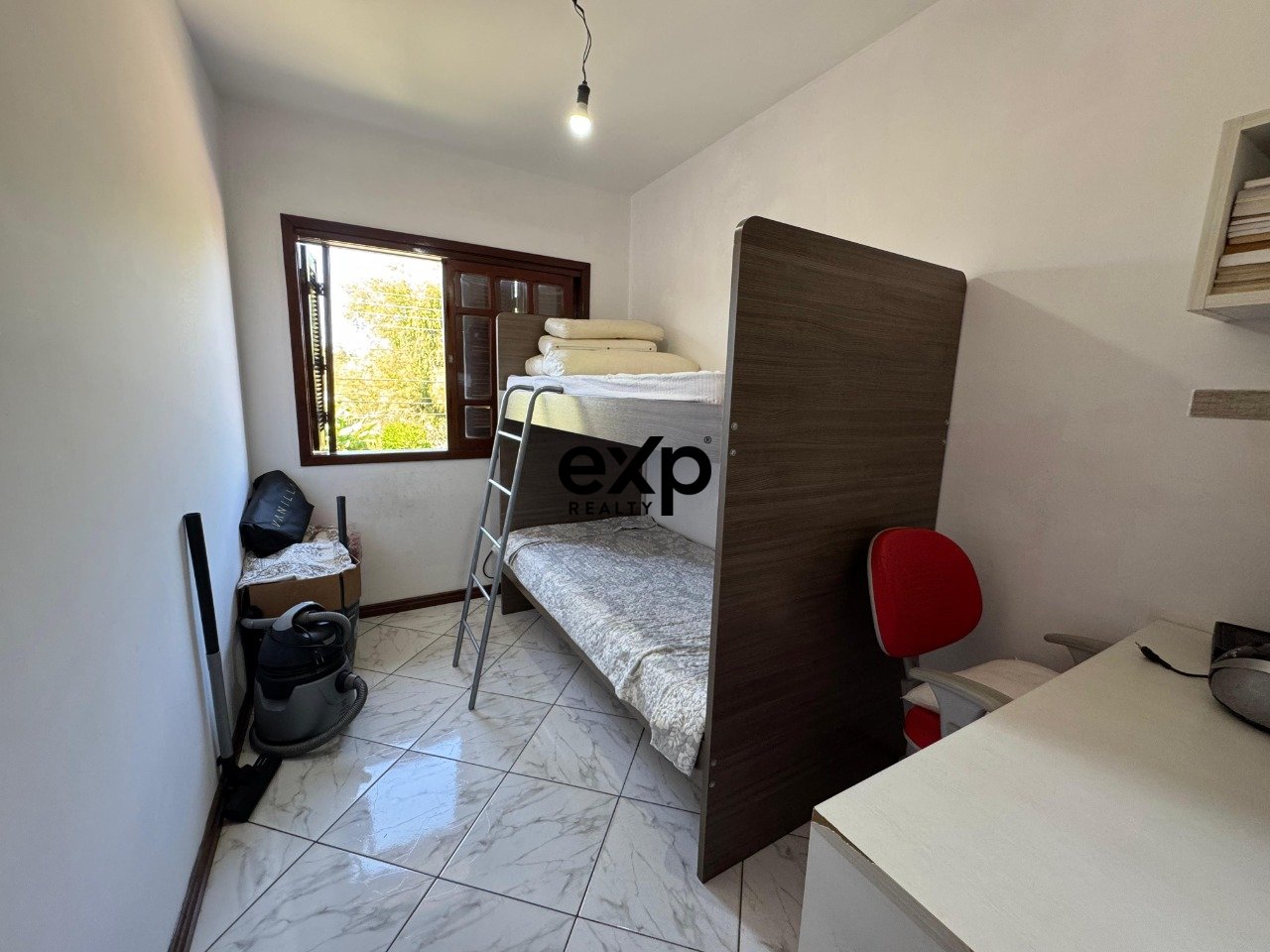 Casa à venda em Porto Alegre, Baldoino Bottini 733 Hípica Porto Alegre 91787-775, 136 m²