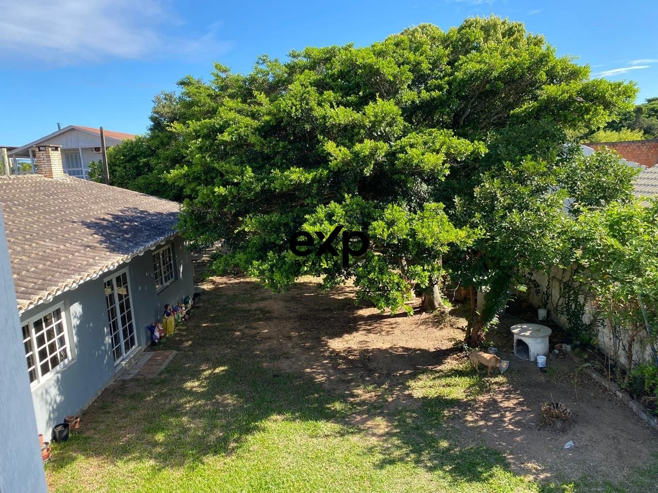 Casa à venda em Porto Alegre, do Varejão 525 Lami Porto Alegre 91787-170, 1313 m²