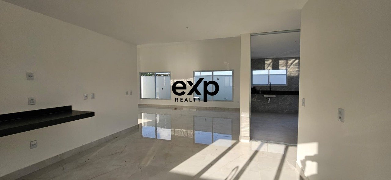 Casa com piscina no Yby Natureza